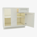 TQ BBLC39 42 36W 1 Forevermark Townplace Crema Cabinetra scaled