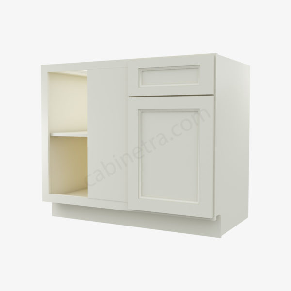 TQ BBLC42 45 39W 0 Forevermark Townplace Crema Cabinetra scaled