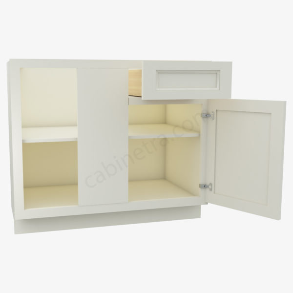 TQ BBLC42 45 39W 1 Forevermark Townplace Crema Cabinetra scaled